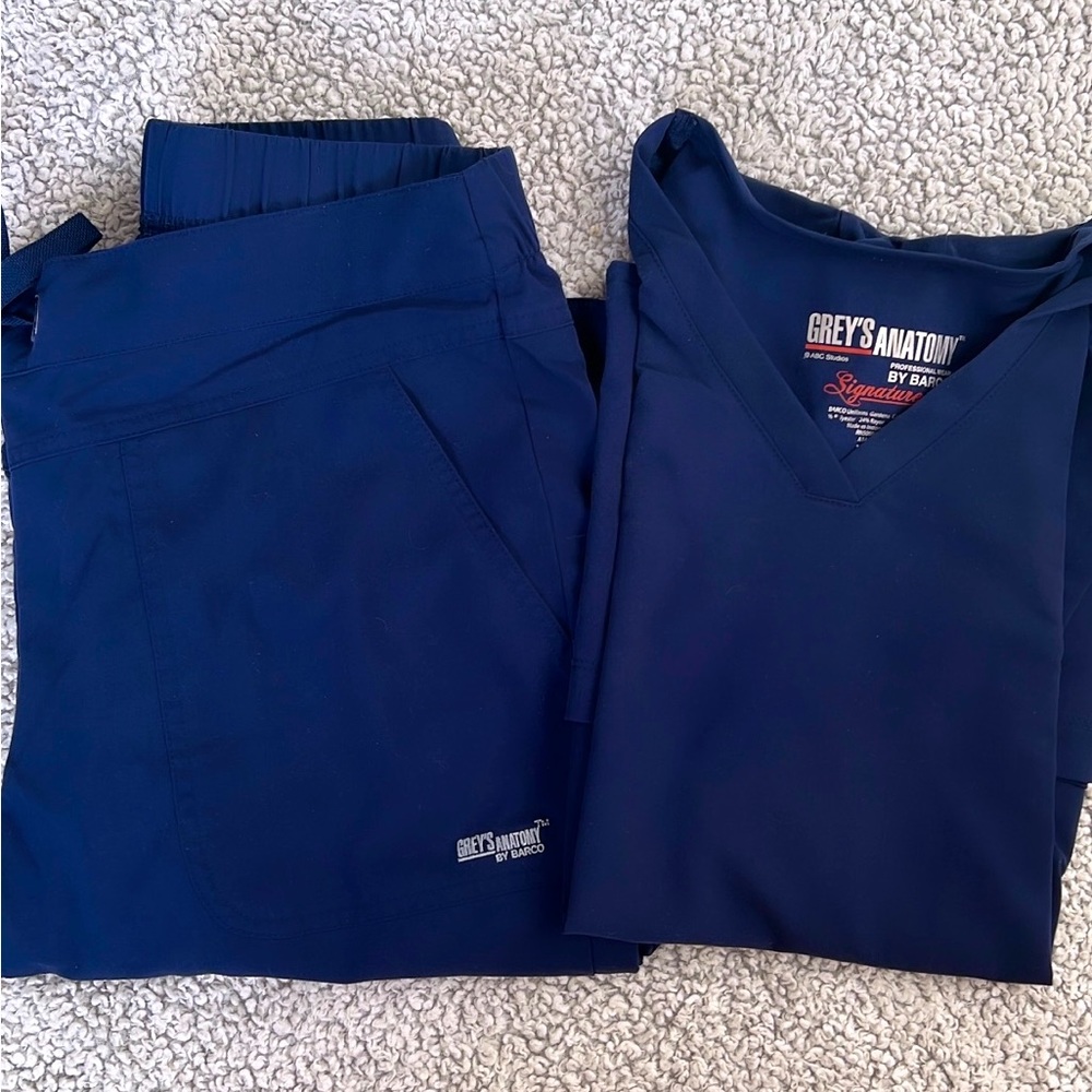 Grey’s Anatomy Scrub, Navy Blue, XS top, S bottom